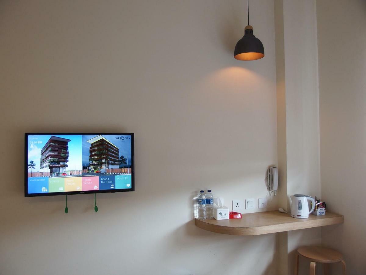 The City Hotel Ambon Ngoại thất bức ảnh
